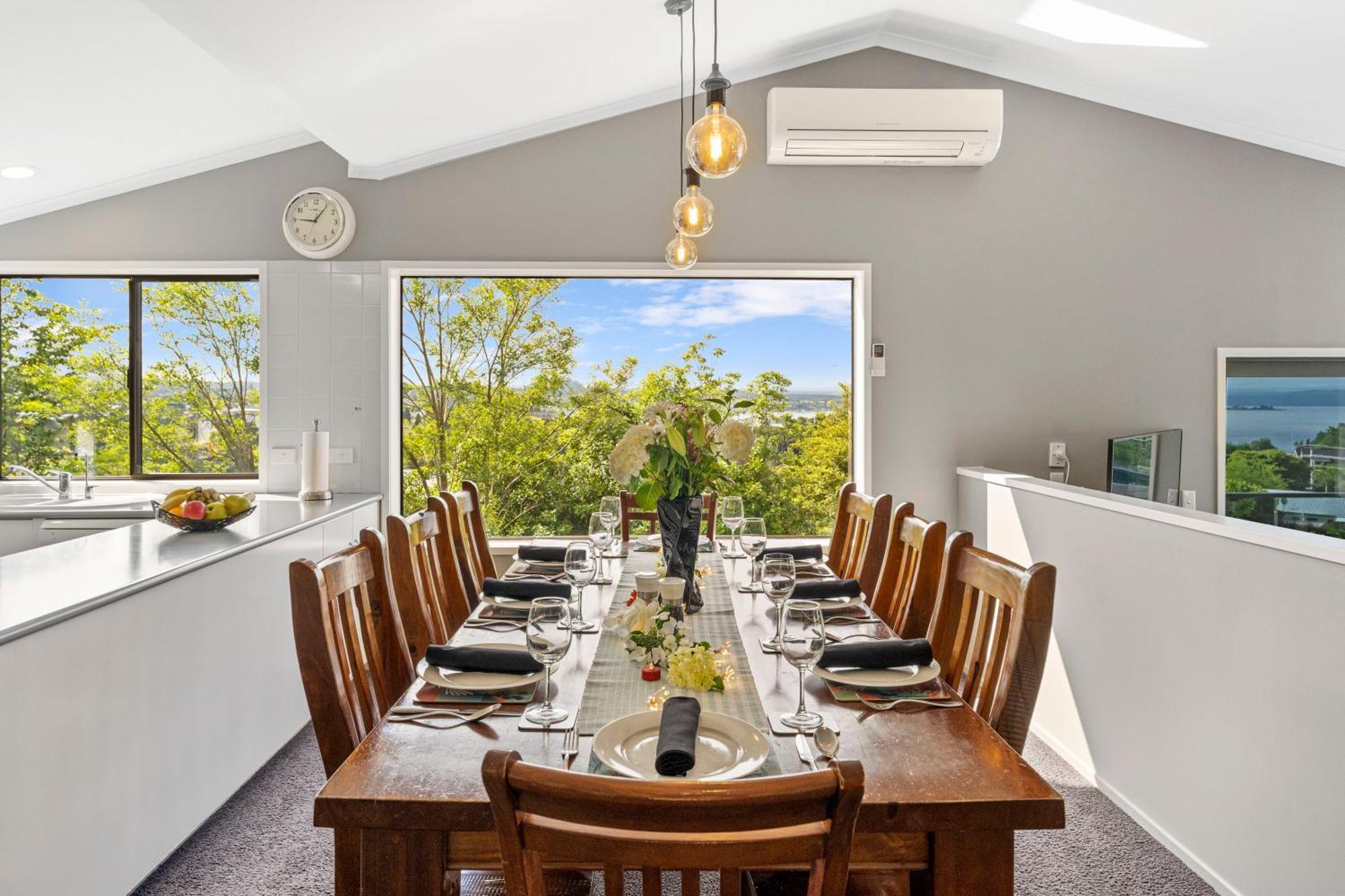 Ngaio Views - Lake Taupo Holiday Home Dış mekan fotoğraf